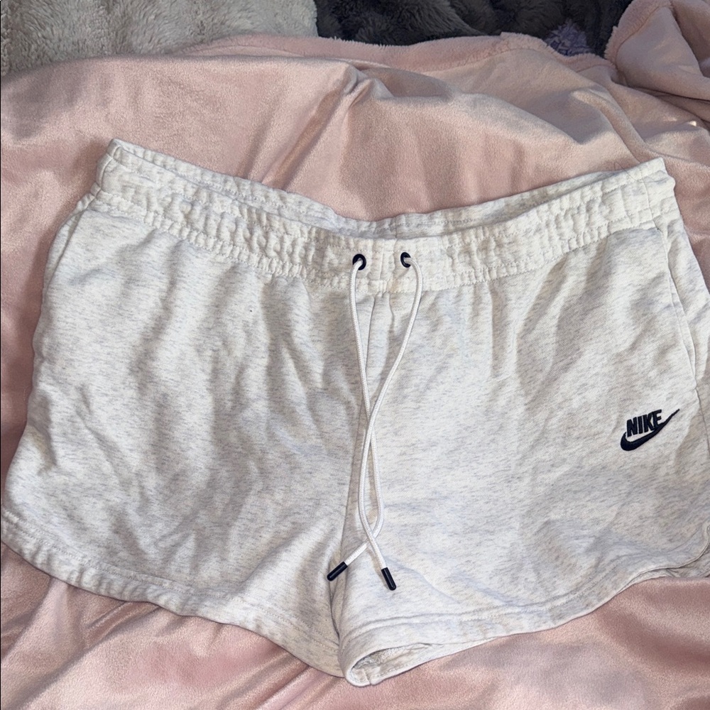 Nike shorts women